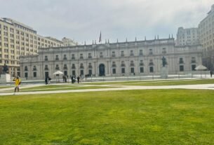 Como planejar uma viagem para o Chile: Palácio de La Moneda em Santiago