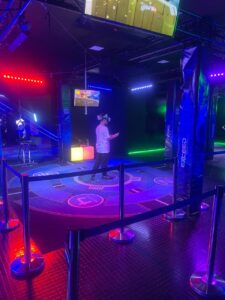 Passeio em família no Exceed Games Park em Gramado com atrações de jogos e entretenimento.