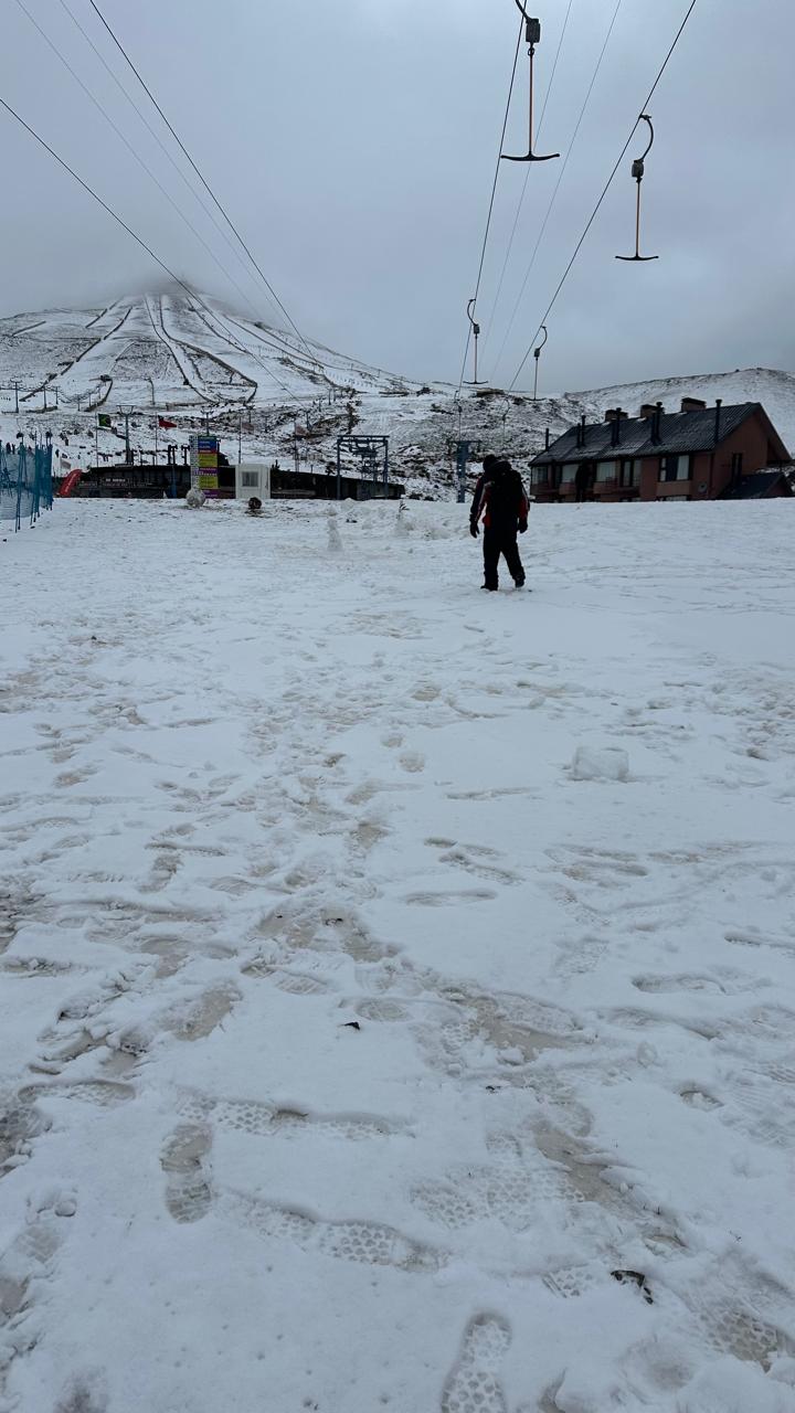 Leia mais sobre o artigo Estações de Ski no Chile: Qual Escolher em 2026?