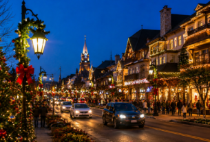 Natal Luz em Gramado à noite com árvore de Natal iluminada e famílias passeando, cenário para viagem com criança autista