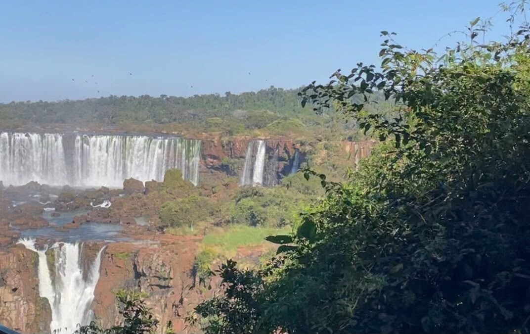 Vista das Cataratas do Iguaçu em Foz do Iguaçu