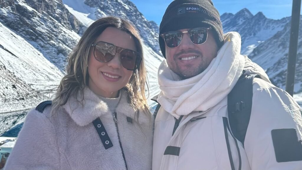 Casal na Laguna del Inca em Portillo, Chile