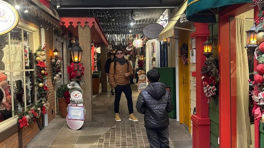 Vila Santa Claus em Gramado durante o Natal Luz 2026